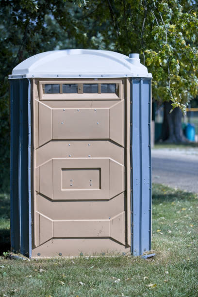 Affordable portable toilet rental in Arden Hills, MN